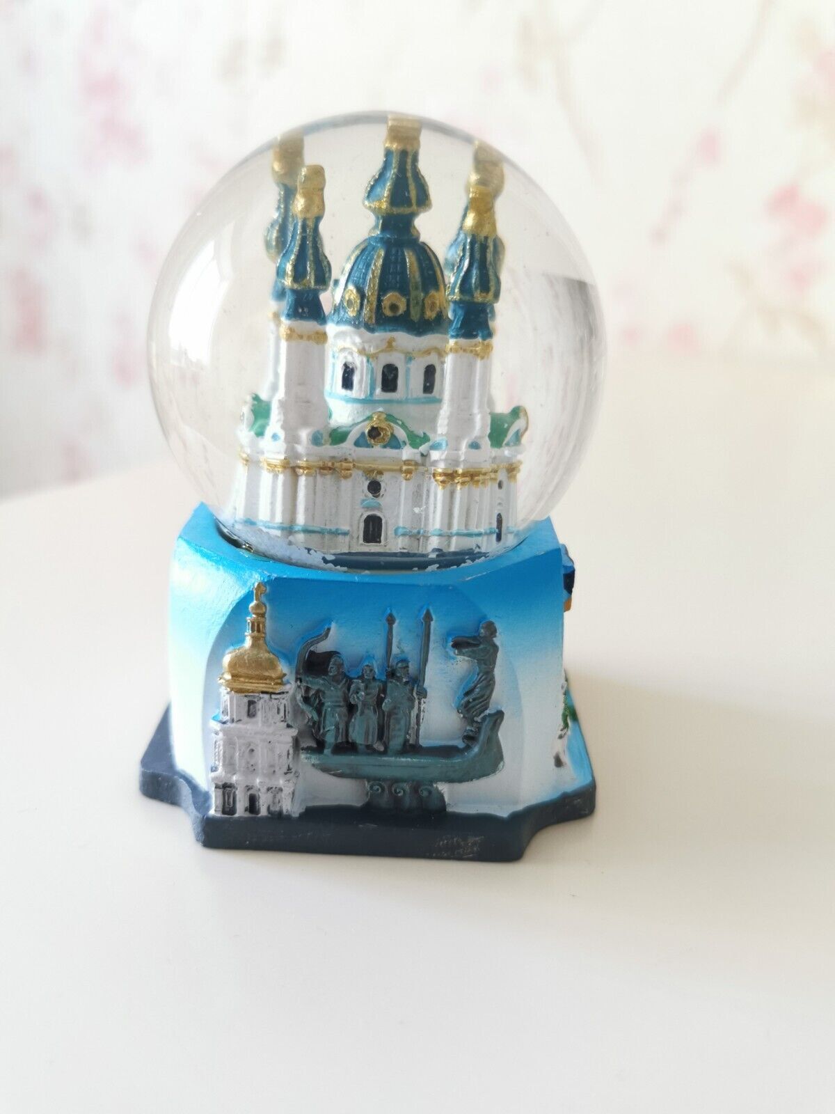 Kyiv snow globe souvenir capital of Ukraine Christmas gift