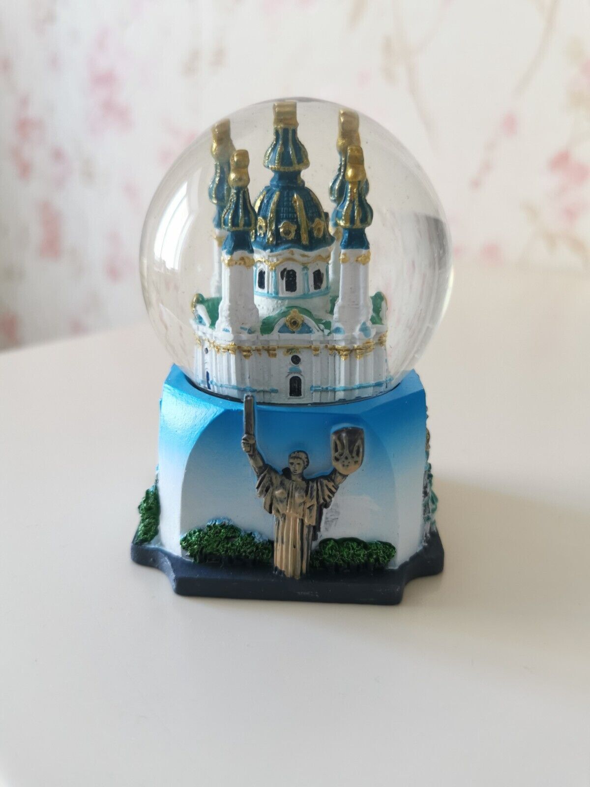Kyiv snow globe souvenir capital of Ukraine Christmas gift